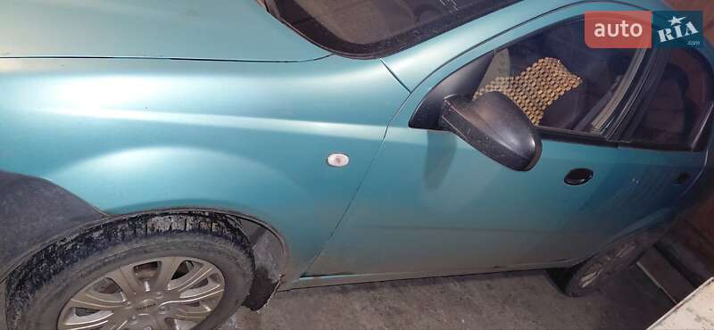 Седан Chevrolet Aveo 2005 в Кривом Роге фото 2 Седан Chevrolet Aveo 2005 в Кривом Роге