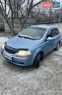 Седан Chevrolet Aveo 2004 в Днепре