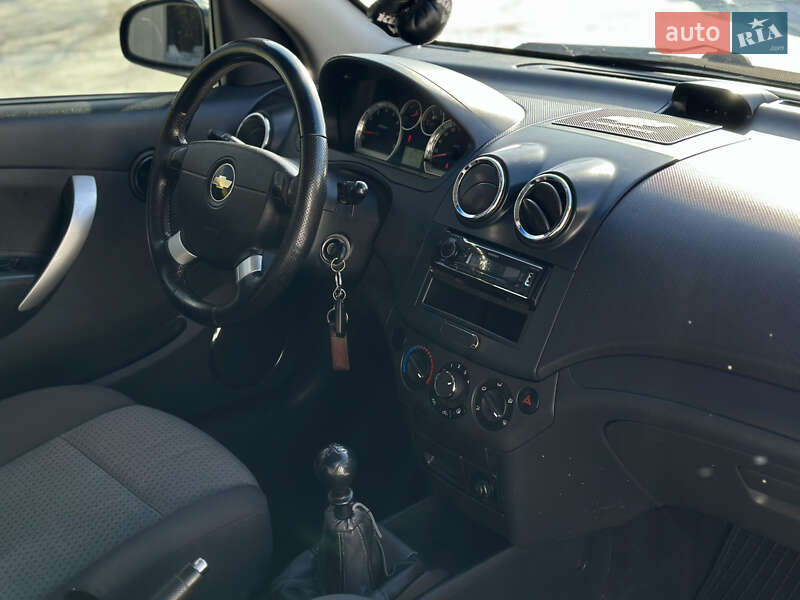 Хетчбек Chevrolet Aveo 2008 в Кривому Розі