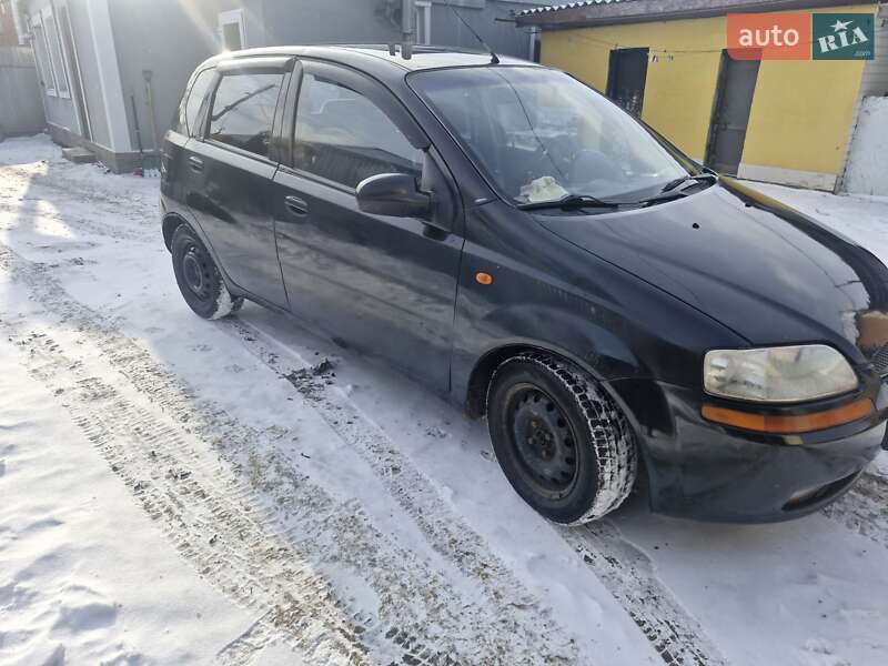 Хэтчбек Chevrolet Aveo 2005 в Киеве