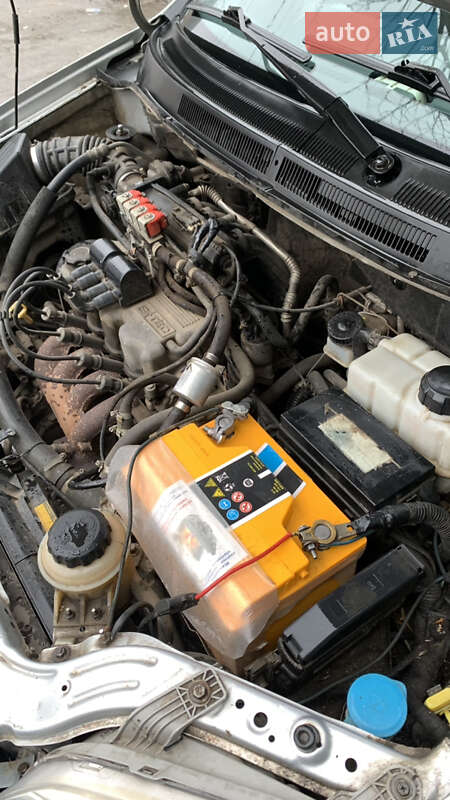 Седан Chevrolet Aveo 2006 в Кропивницькому фото 10 Седан Chevrolet Aveo 2006 в Кропивницькому