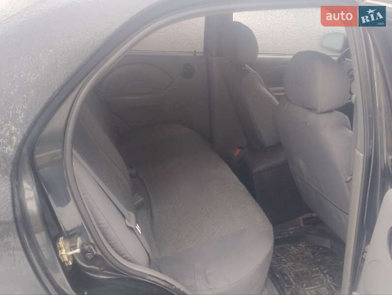 Седан Chevrolet Aveo 2005 в Ивано-Франковске