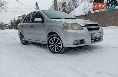 Седан Chevrolet Aveo 2010 в Киеве