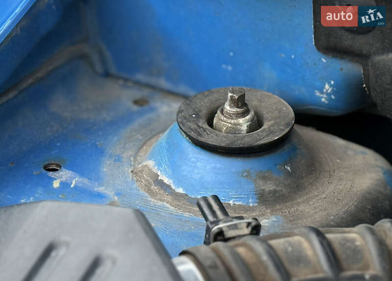 Седан Chevrolet Aveo 2006 в Днепре