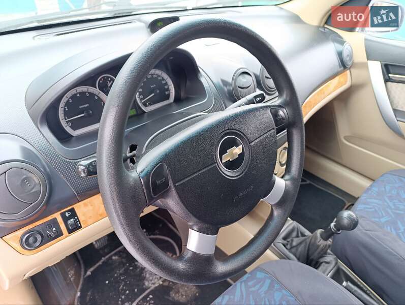 Седан Chevrolet Aveo 2008 в Киеве