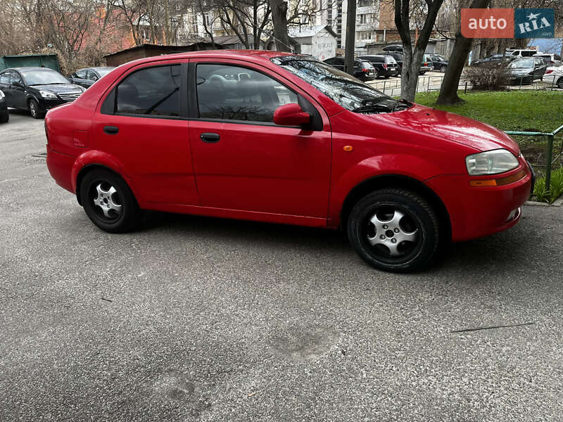Chevrolet Aveo 2004 Chevrolet Aveo 2004