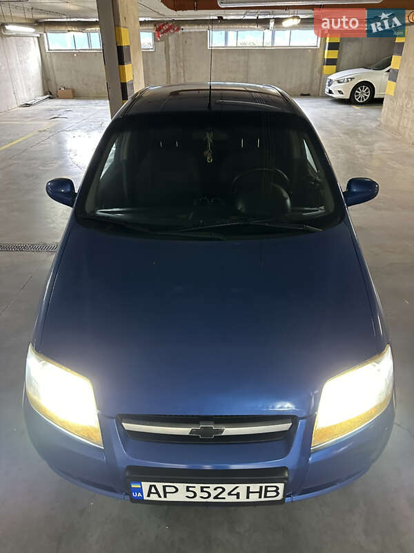 Хэтчбек Chevrolet Aveo 2008 в Киеве