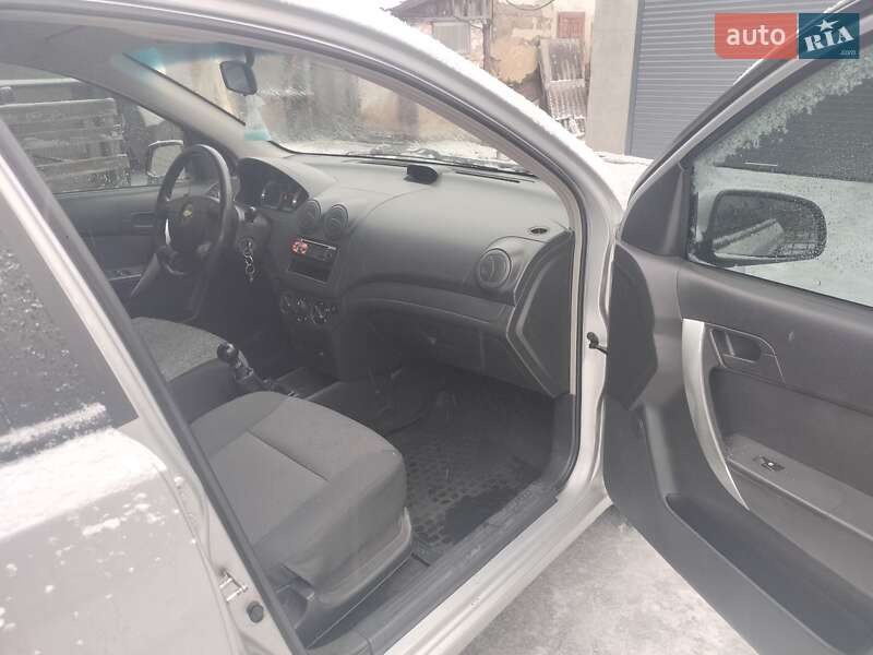 Хэтчбек Chevrolet Aveo 2011 в Полтаве фото 6 Хэтчбек Chevrolet Aveo 2011 в Полтаве