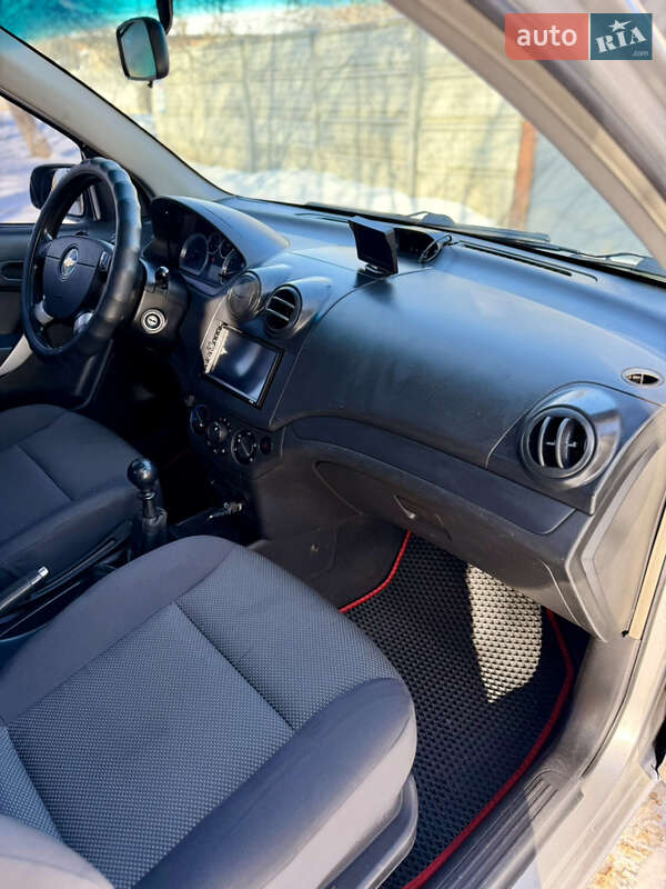 Седан Chevrolet Aveo 2007 в Харькове