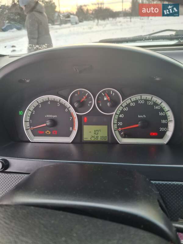 Седан Chevrolet Aveo 2008 в Черкассах фото 7 Седан Chevrolet Aveo 2008 в Черкассах