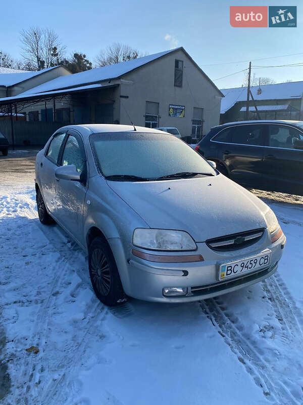 Chevrolet Aveo 2004