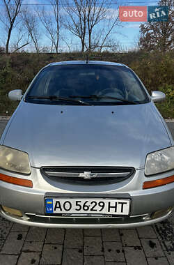 Седан Chevrolet Aveo 2004 в Тячеві