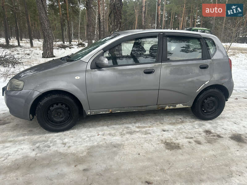 Хэтчбек Chevrolet Aveo 2007 в Киеве