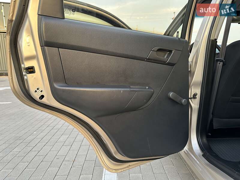Хэтчбек Chevrolet Aveo 2012 в Одессе фото 20 Хэтчбек Chevrolet Aveo 2012 в Одессе