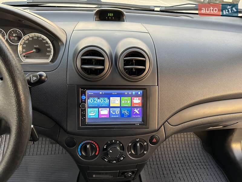 Хэтчбек Chevrolet Aveo 2012 в Одессе фото 34 Хэтчбек Chevrolet Aveo 2012 в Одессе