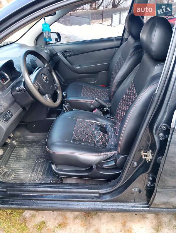 Седан Chevrolet Aveo 2006 в Львові
