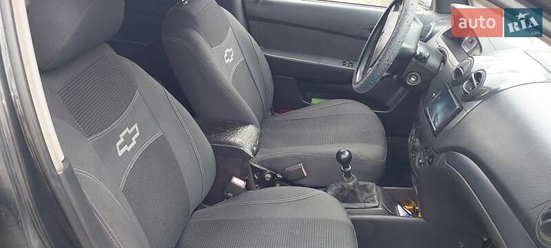 Седан Chevrolet Aveo 2008 в Никополе