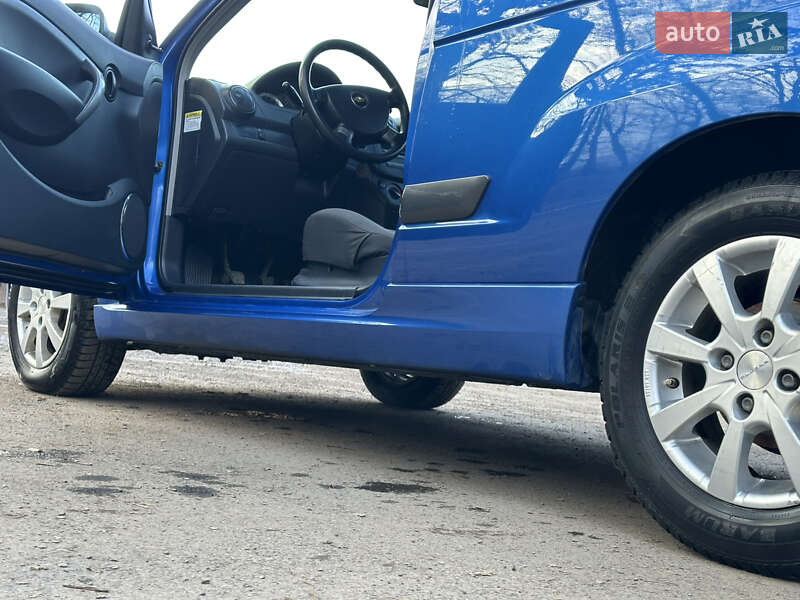 Хэтчбек Chevrolet Aveo 2009 в Ужгороде фото 20 Хэтчбек Chevrolet Aveo 2009 в Ужгороде