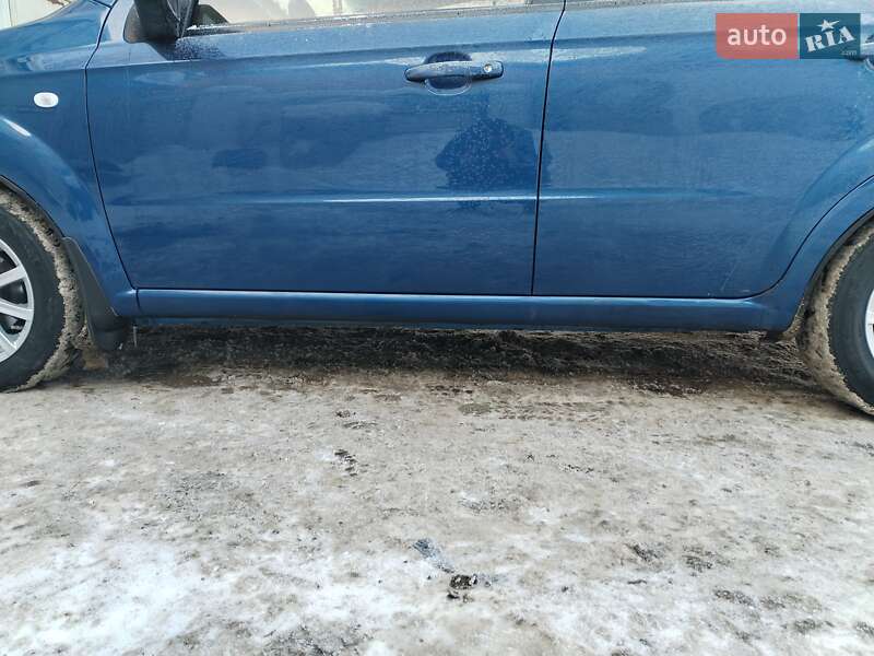 Седан Chevrolet Aveo 2008 в Хмельницькому