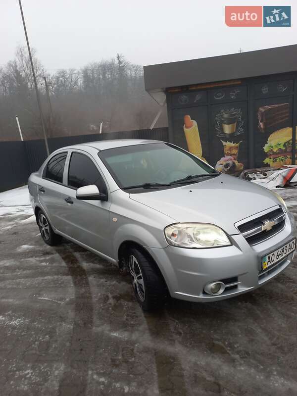Седан Chevrolet Aveo 2008 в Иршаве