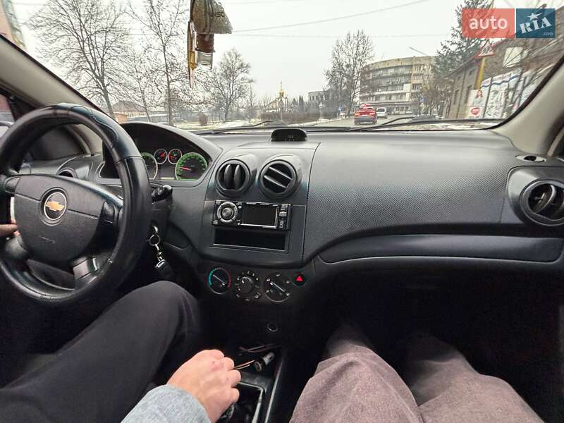 Седан Chevrolet Aveo 2008 в Иршаве
