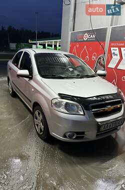 Седан Chevrolet Aveo 2011 в Киеве
