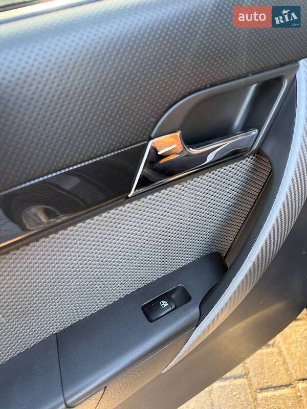 Хэтчбек Chevrolet Aveo 2010 в Днепре