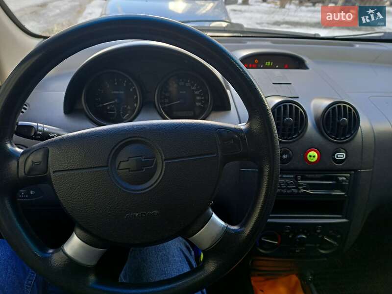 Седан Chevrolet Aveo 2005 в Броварах фото 9 Седан Chevrolet Aveo 2005 в Броварах