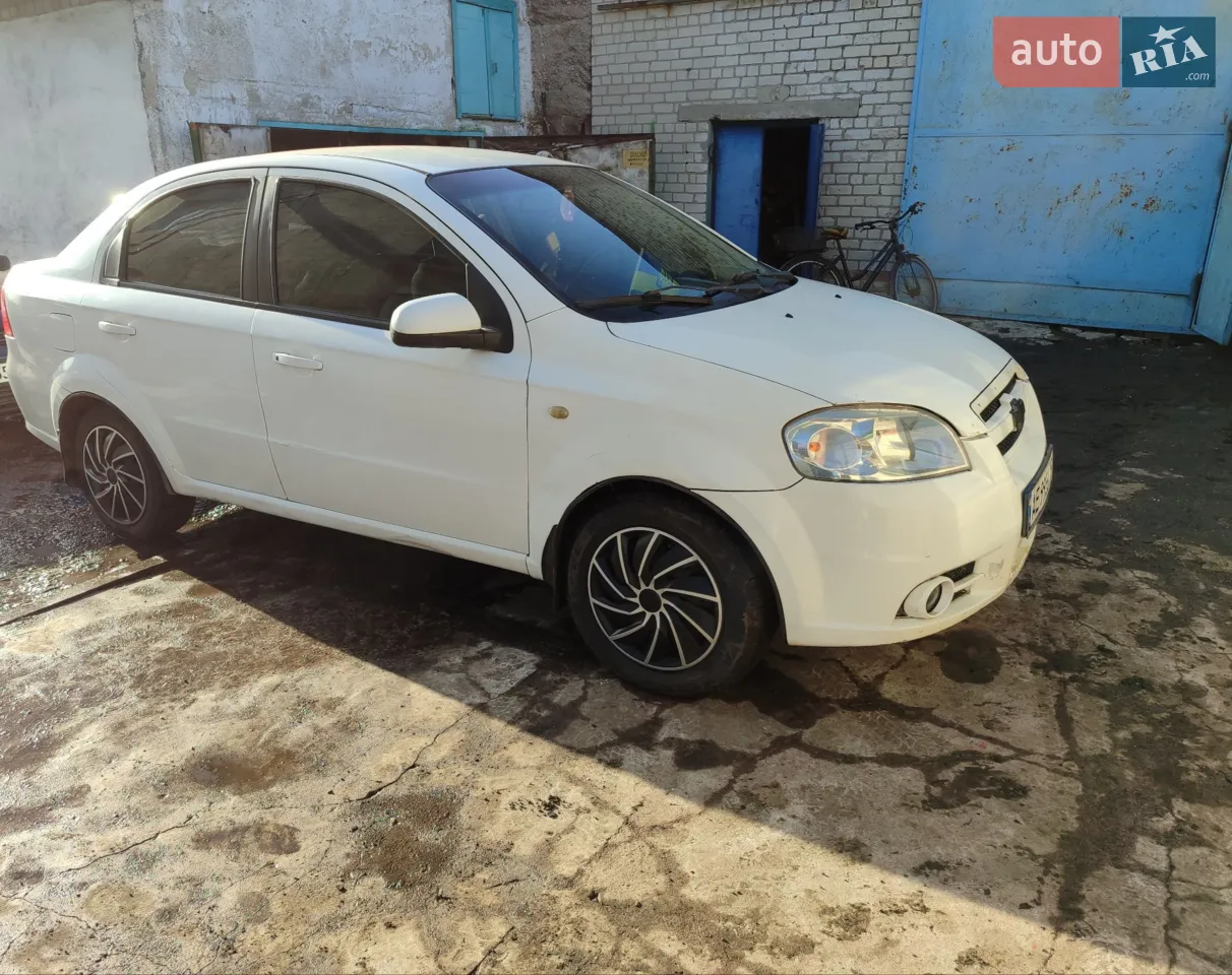 2017 Chevrolet Aveo - мініатюра 13
