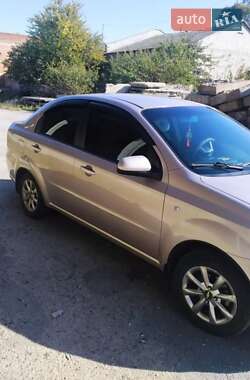 Седан Chevrolet Aveo 2008 в Глухове