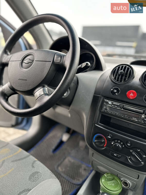 Седан Chevrolet Aveo 2005 в Киеве фото 9 Седан Chevrolet Aveo 2005 в Киеве