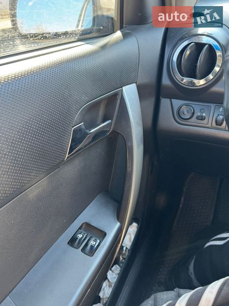 Седан Chevrolet Aveo 2009 в Днепре