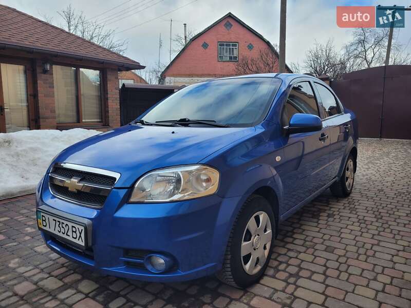 Седан Chevrolet Aveo 2008 в Миргороді