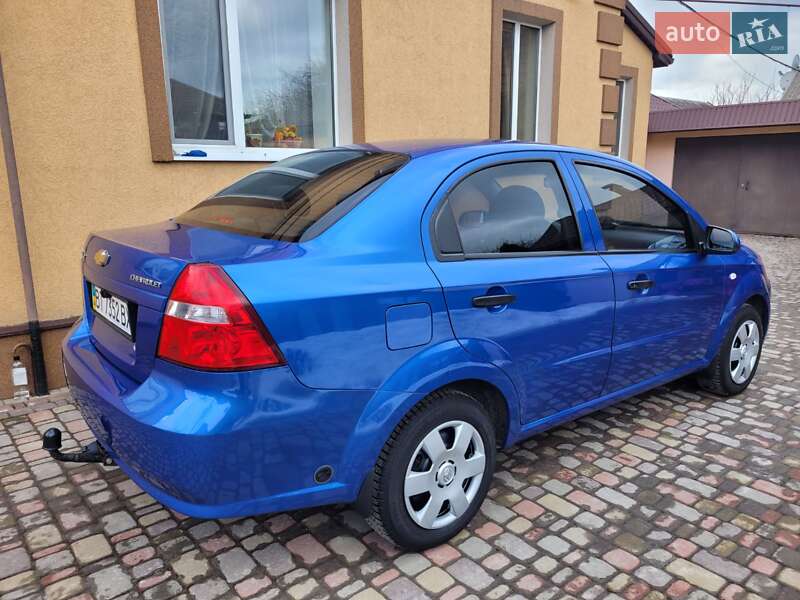 Седан Chevrolet Aveo 2008 в Миргороді