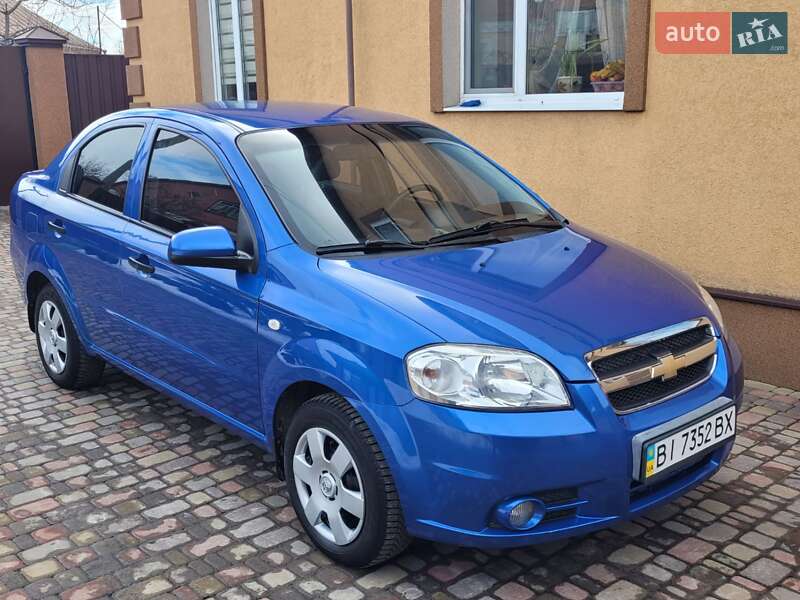 Седан Chevrolet Aveo 2008 в Миргороді