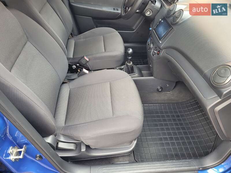 Седан Chevrolet Aveo 2008 в Миргороді