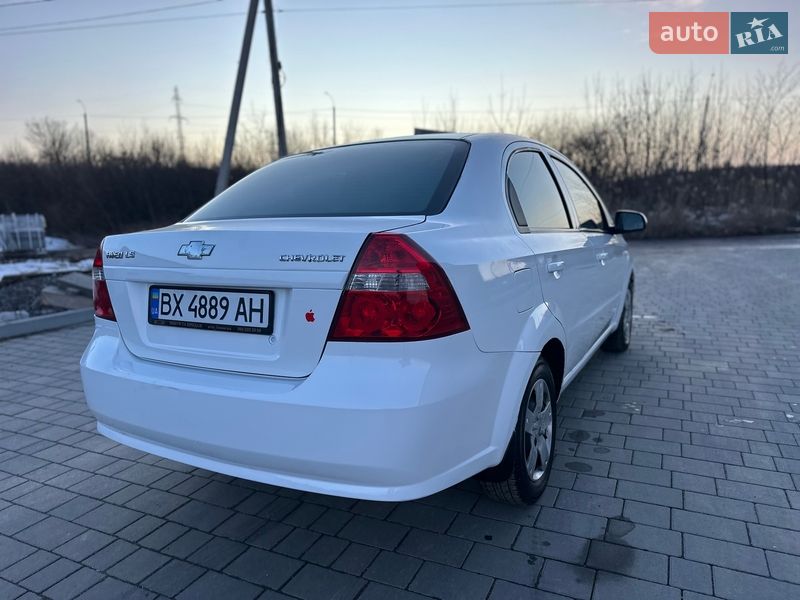 Седан Chevrolet Aveo 2007 в Хмельницькому