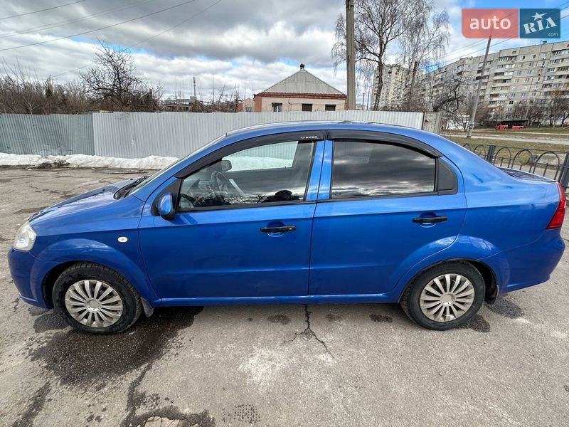 Седан Chevrolet Aveo 2006 в Харькове