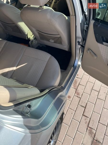 Седан Chevrolet Aveo 2007 в Сарнах