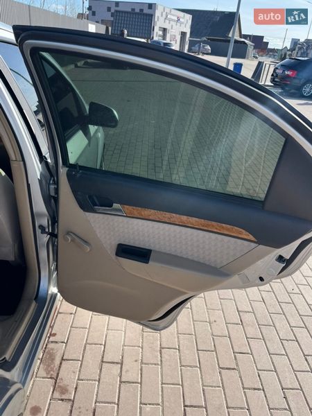 Седан Chevrolet Aveo 2007 в Сарнах