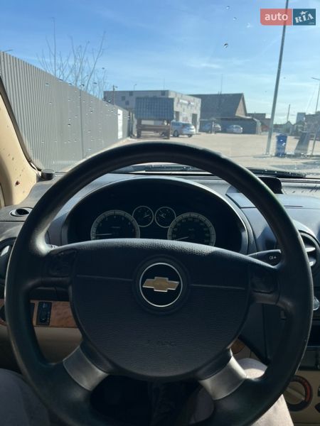 Седан Chevrolet Aveo 2007 в Сарнах