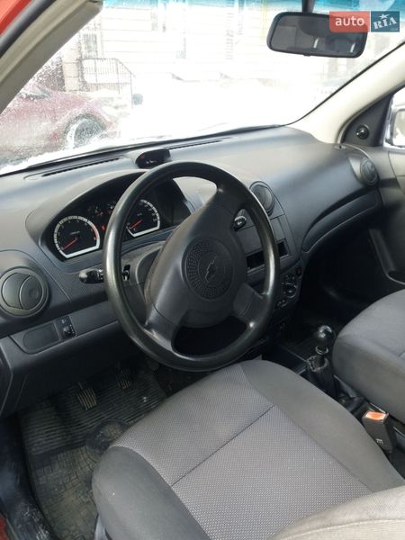 Седан Chevrolet Aveo 2015 в Львове