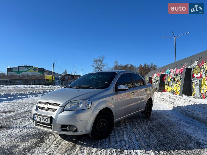 Седан Chevrolet Aveo 2008 в Києві