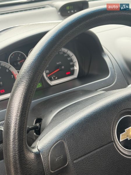 Хэтчбек Chevrolet Aveo 2011 в Харькове