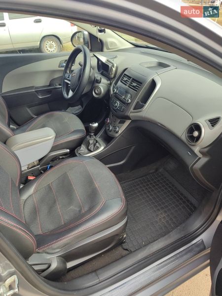 Хэтчбек Chevrolet Aveo 2012 в Одессе