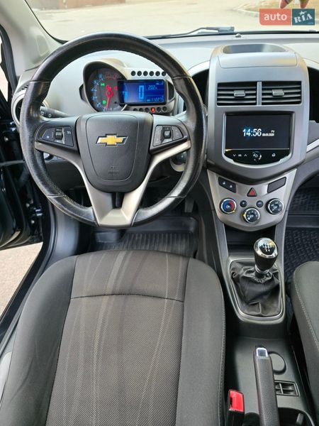 Седан Chevrolet Aveo 2013 в Харькове