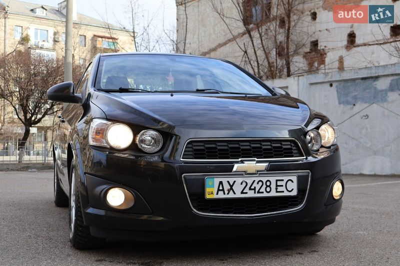 Седан Chevrolet Aveo 2013 в Харькове
