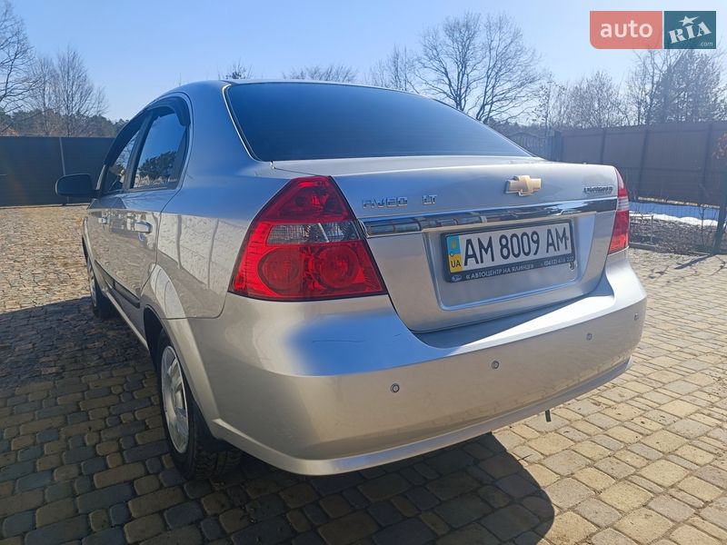 Седан Chevrolet Aveo 2007 в Житомирі
