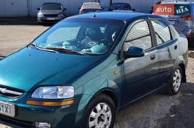 Седан Chevrolet Aveo 2005 в Києві