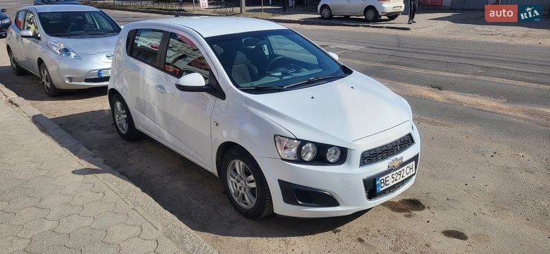 Хетчбек Chevrolet Aveo 2013 в Вознесенську